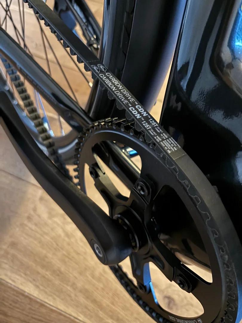 E-bike Lamassu dames met riemaandrijving (zwart) 5